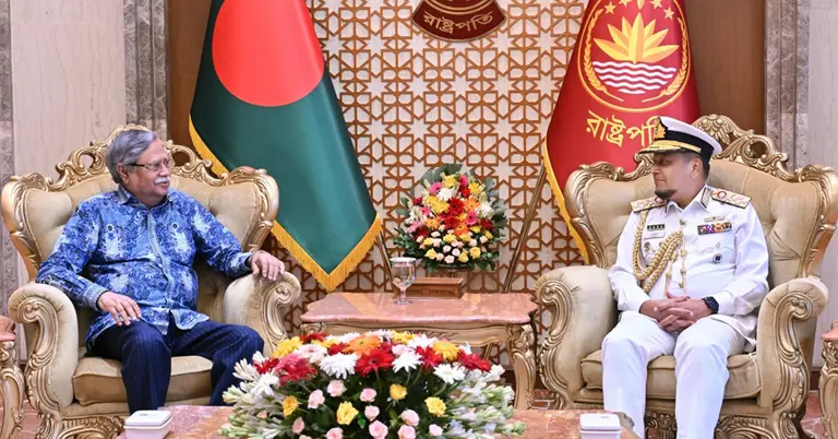 রাষ্ট্রপতির সঙ্গে বিদায়ী নৌপ্রধানের সাক্ষাৎ
